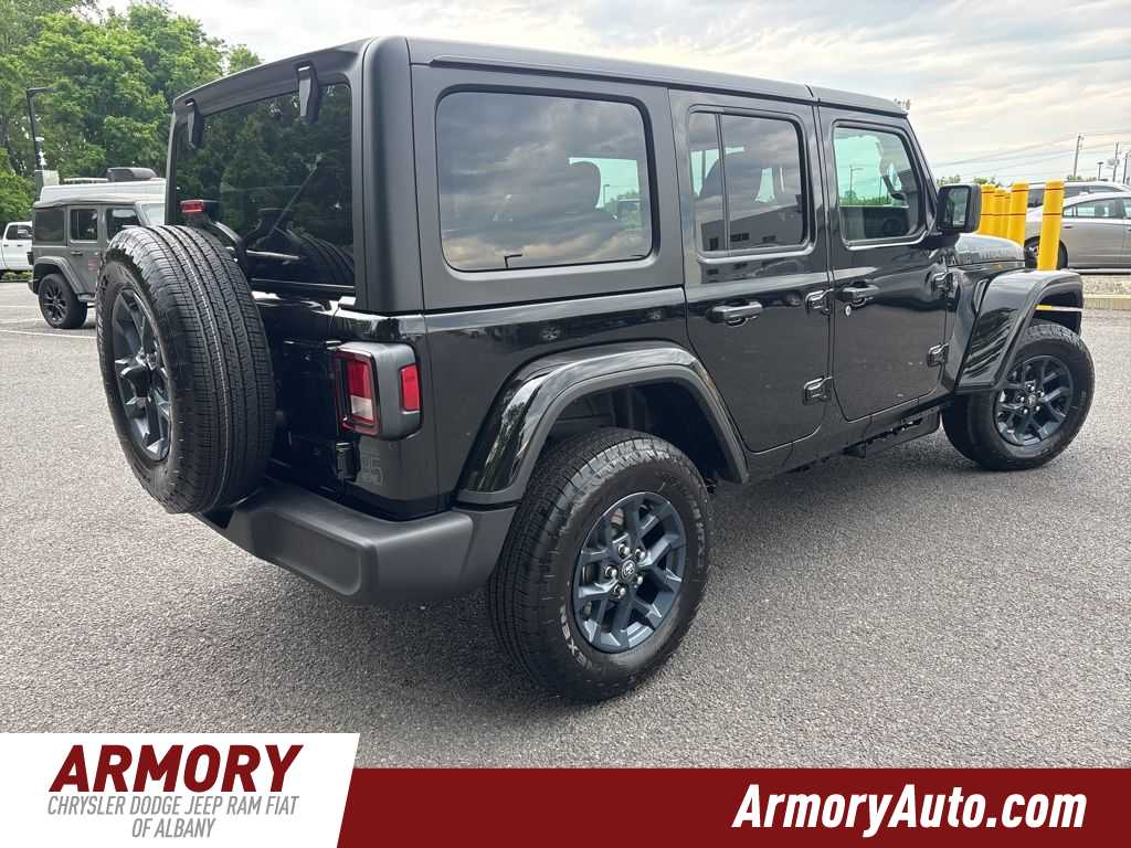 Thumbnail: 2026 Jeep Wrangler - 3
