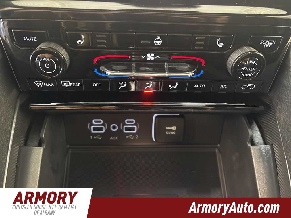 Thumbnail: 2026 Jeep Grand Cherokee - 20