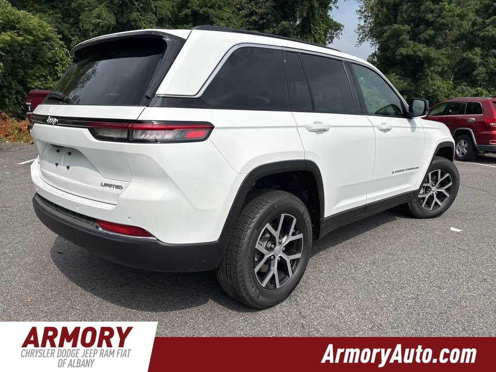 Thumbnail: 2025 Jeep Grand Cherokee - 4