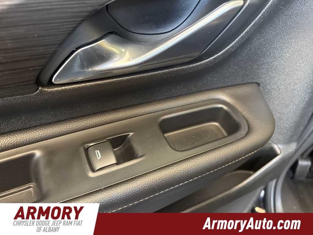 Thumbnail: 2020 GMC Terrain - 26