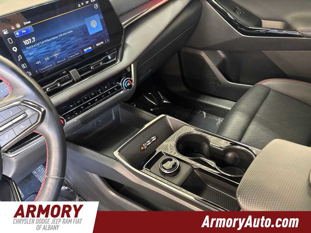Thumbnail: 2025 Chevrolet Equinox - 17