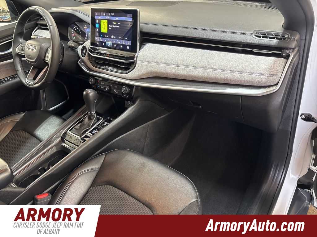 Thumbnail: 2023 Jeep Compass - 37