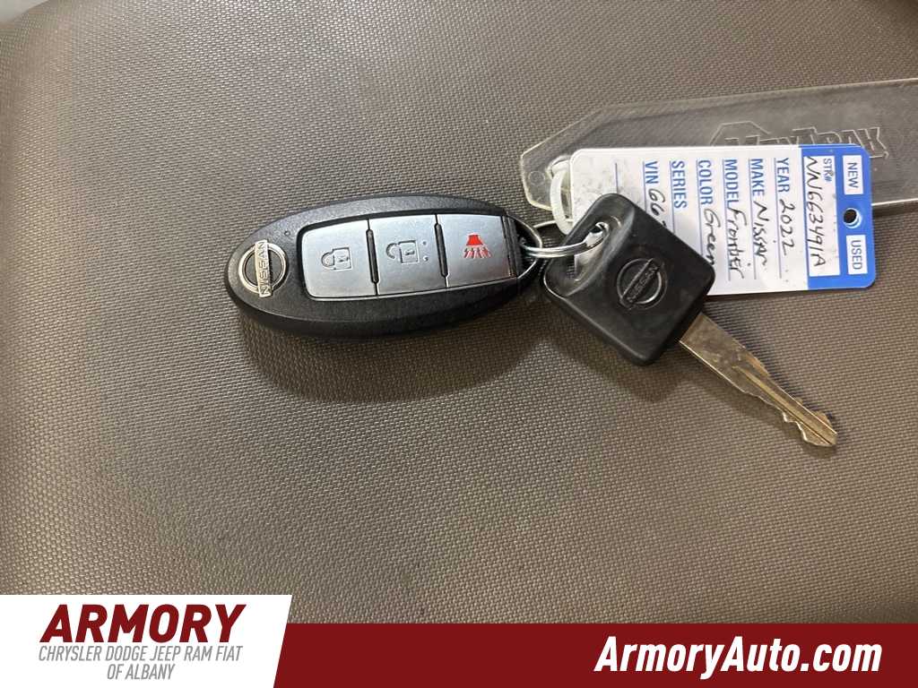 Thumbnail: 2022 Nissan Frontier - 20