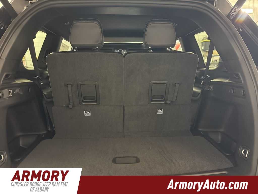 Thumbnail: 2025 Jeep Grand Cherokee L - 27