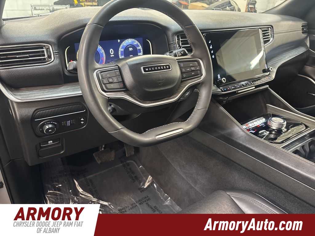 Thumbnail: 2024 Jeep Wagoneer - 11