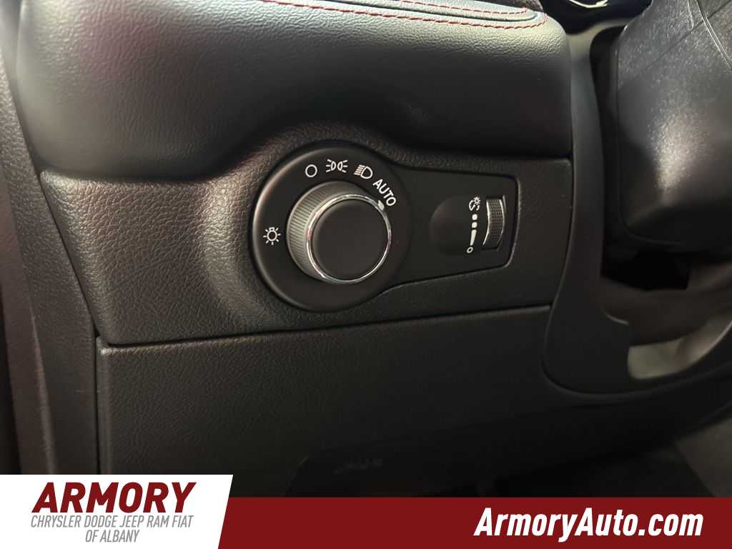 Thumbnail: 2025 Dodge Durango - 11