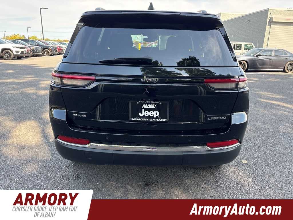 Thumbnail: 2022 Jeep Grand Cherokee - 5