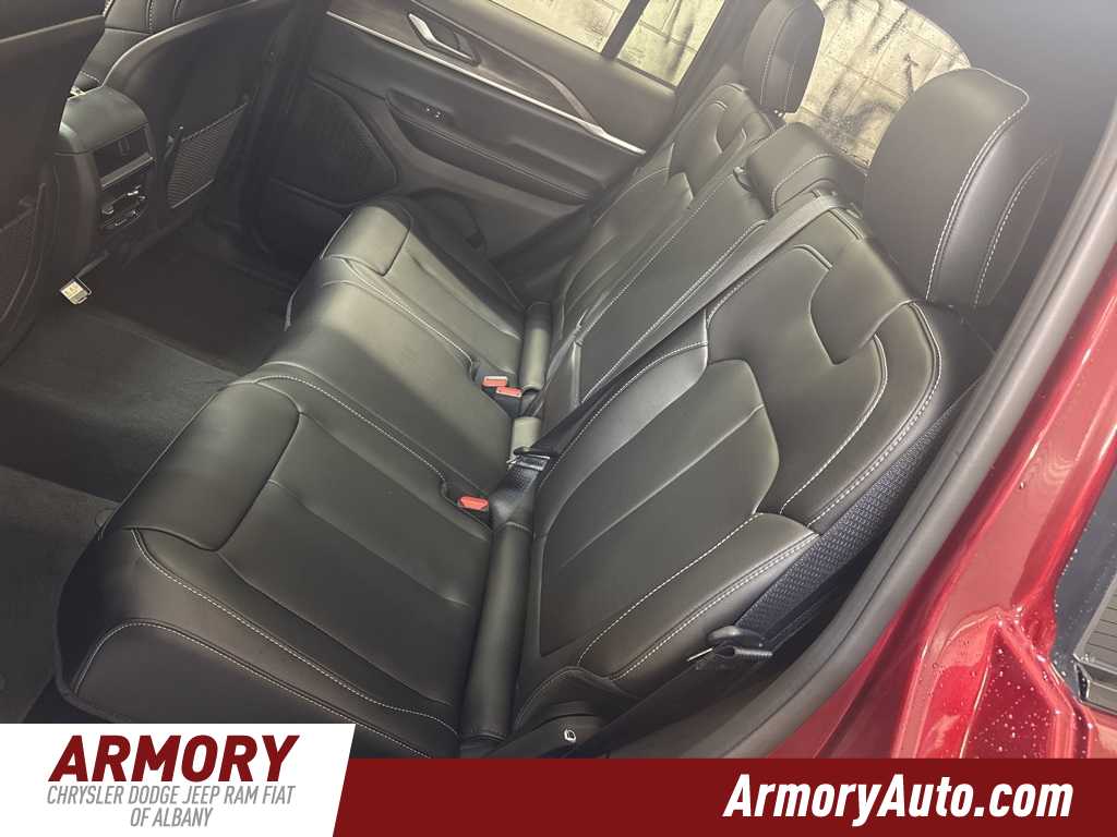 Thumbnail: 2025 Jeep Grand Cherokee - 30