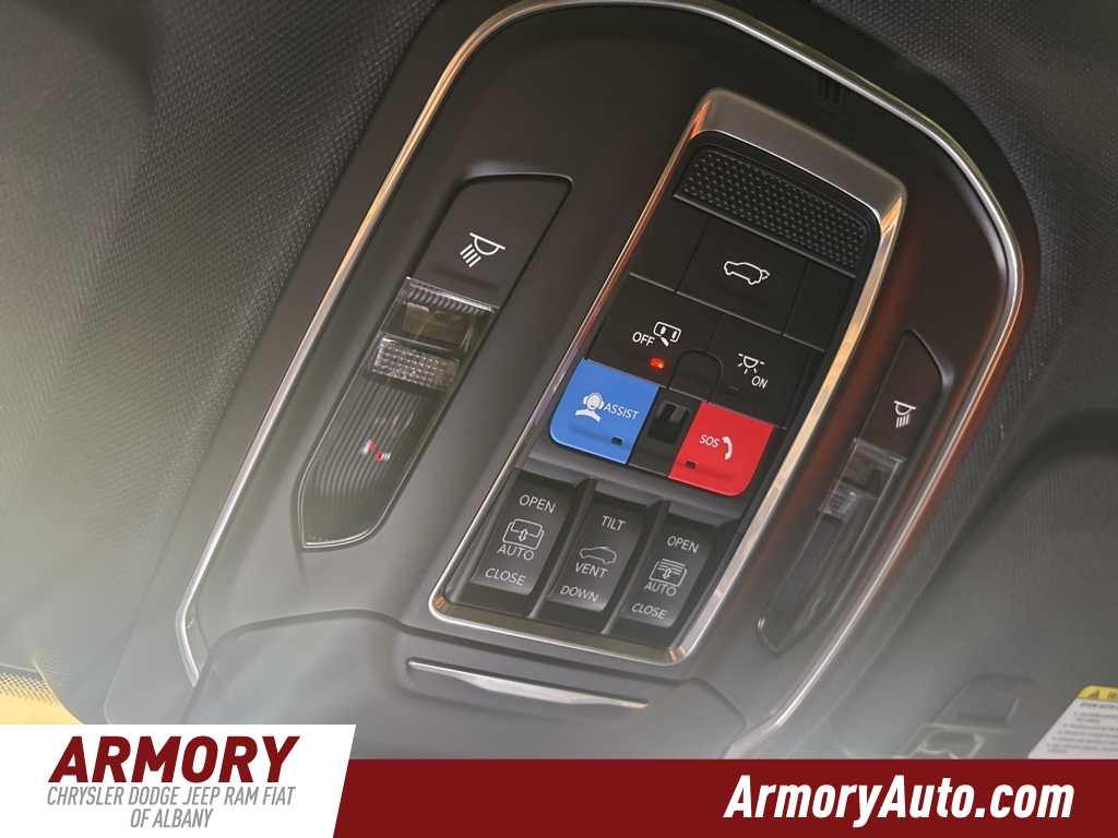 Thumbnail: 2026 Jeep Grand Cherokee - 23