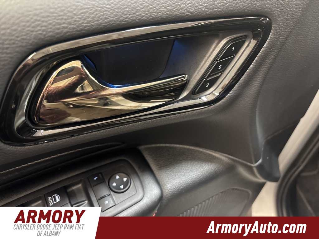 Thumbnail: 2025 Dodge Durango - 9