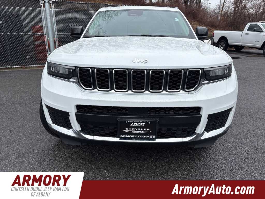Thumbnail: 2023 Jeep Grand Cherokee L - 2
