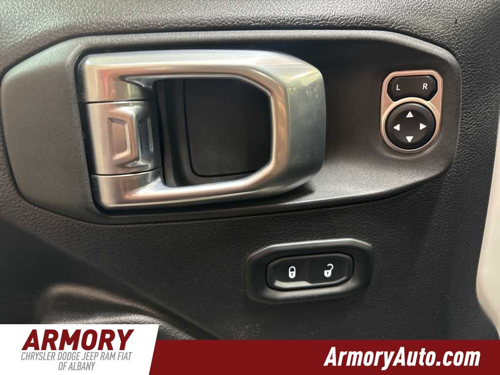 Thumbnail: 2021 Jeep Gladiator - 8