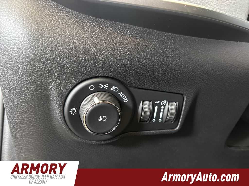 Thumbnail: 2026 Jeep Compass - 10