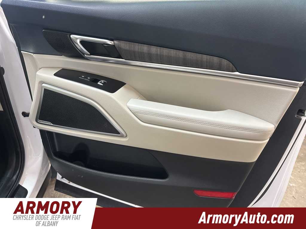 Thumbnail: 2023 Kia Telluride - 42