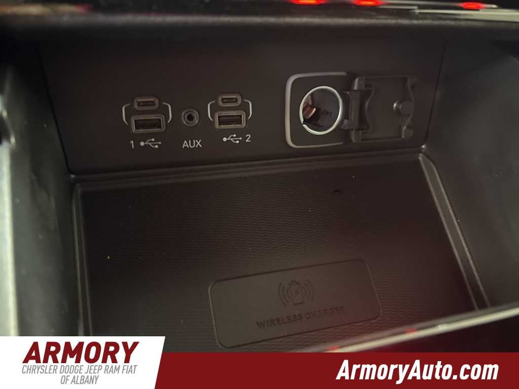 Thumbnail: 2025 Jeep Grand Cherokee - 19