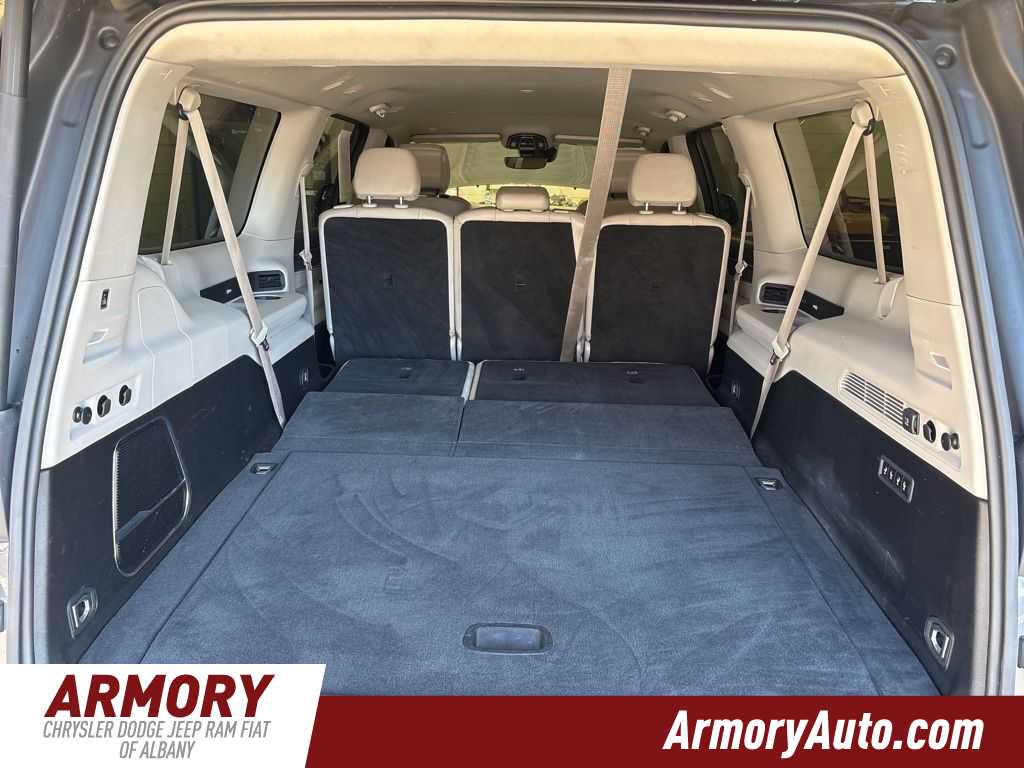 Thumbnail: 2023 Jeep Wagoneer - 35