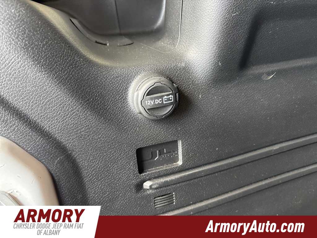 Thumbnail: 2019 Jeep Wrangler - 30