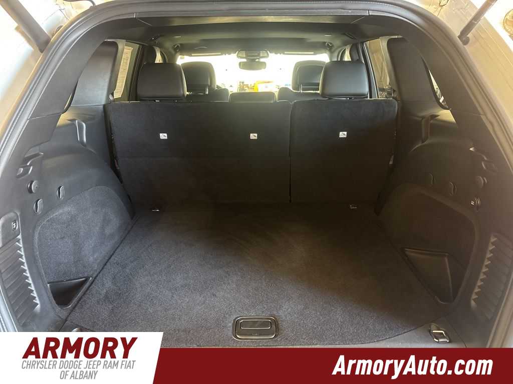 Thumbnail: 2021 Jeep Grand Cherokee - 29