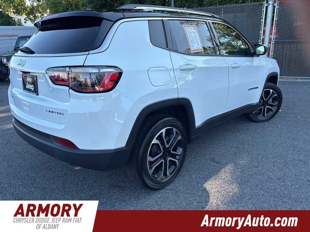 Thumbnail: 2022 Jeep Compass - 4
