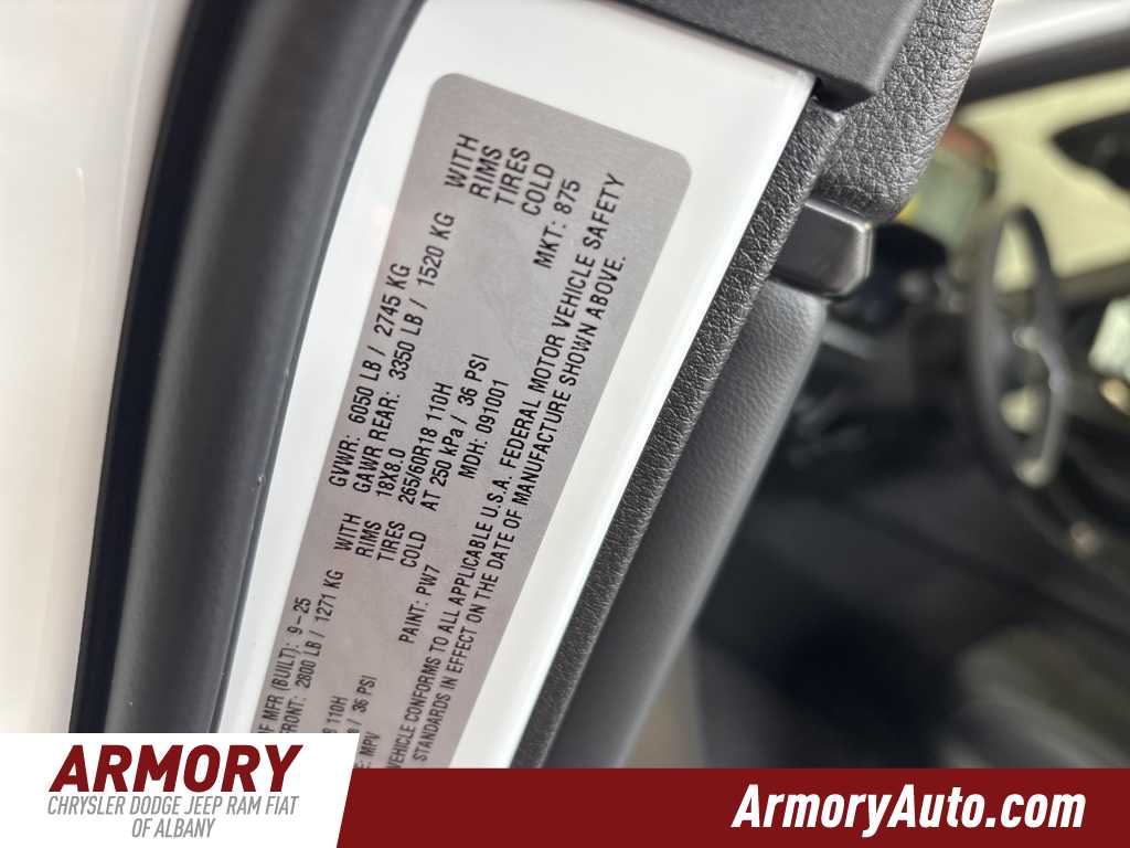 Thumbnail: 2025 Jeep Grand Cherokee - 39