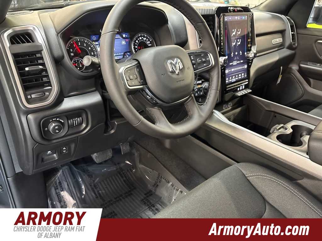 Thumbnail: 2026 RAM 1500 - 9