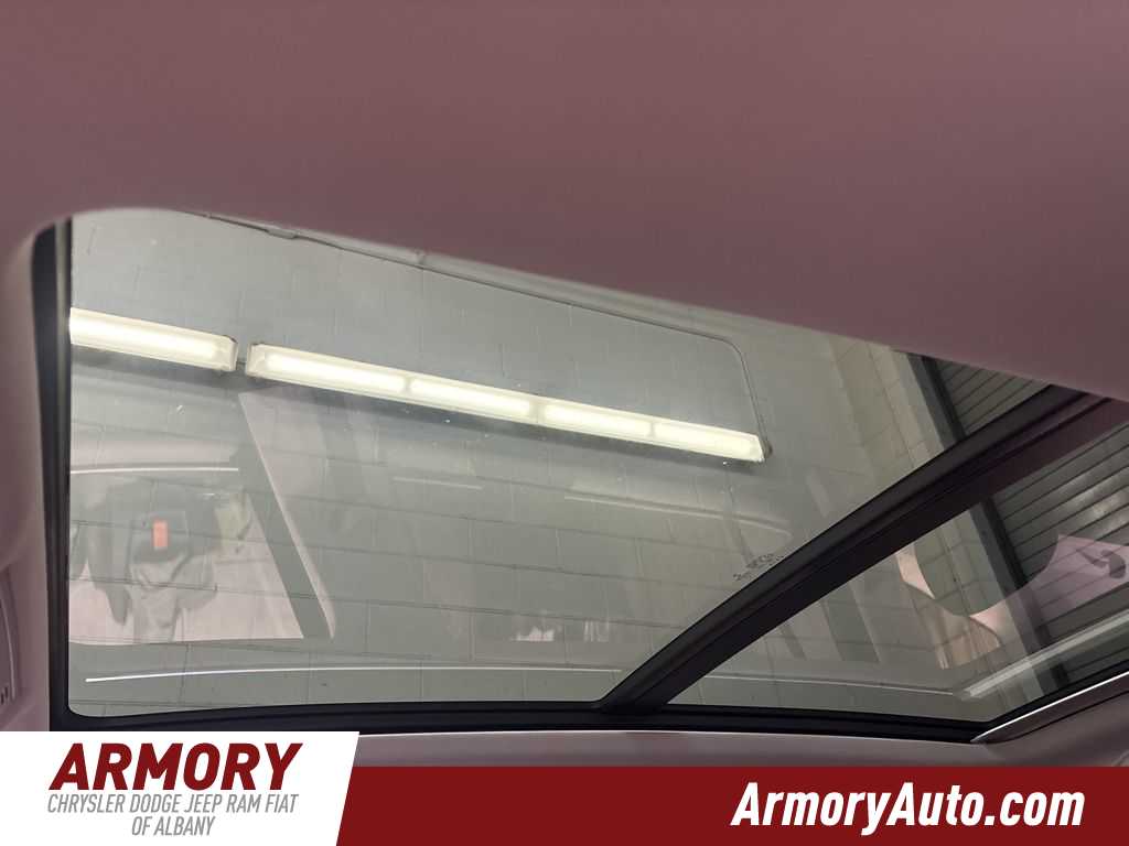 Thumbnail: 2018 Volkswagen Tiguan - 25