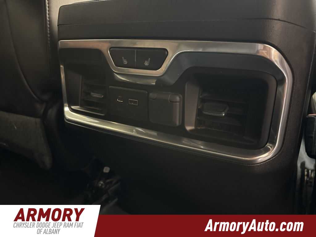 Thumbnail: 2019 Chevrolet Silverado 1500 - 34