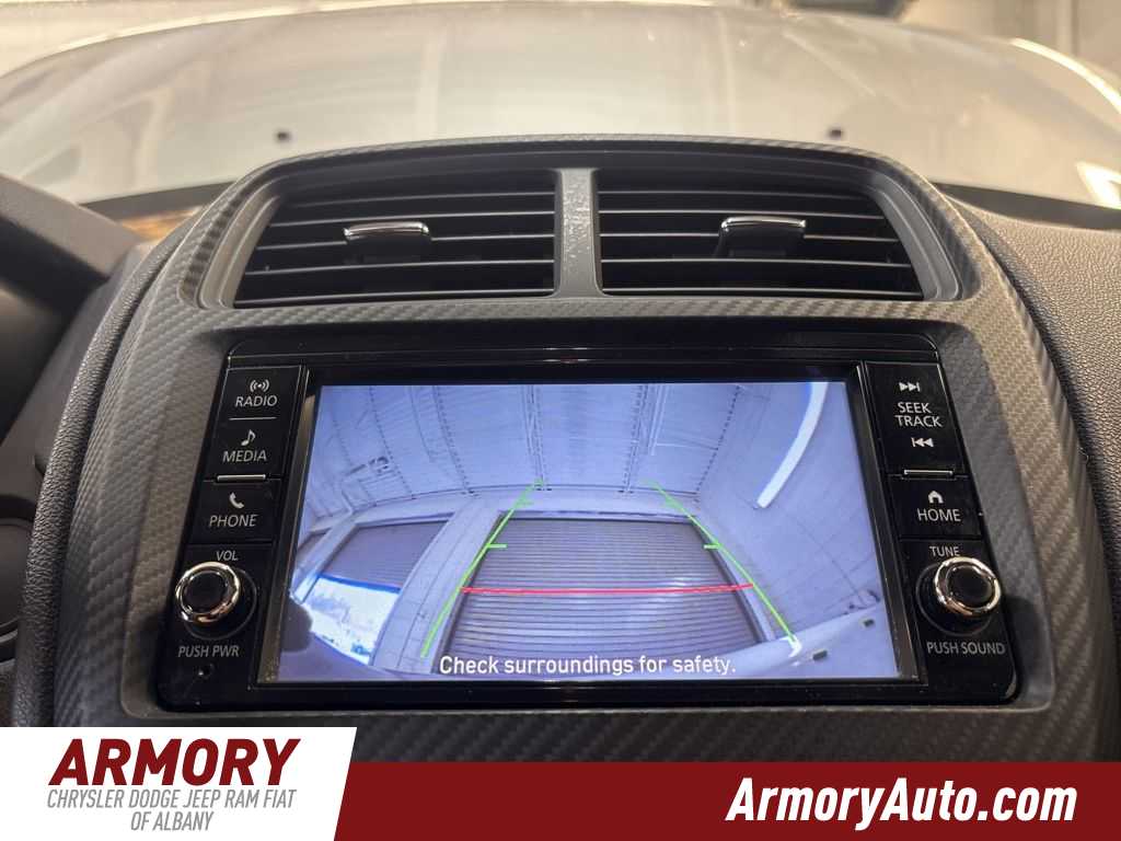 Thumbnail: 2024 Mitsubishi Outlander Sport - 18