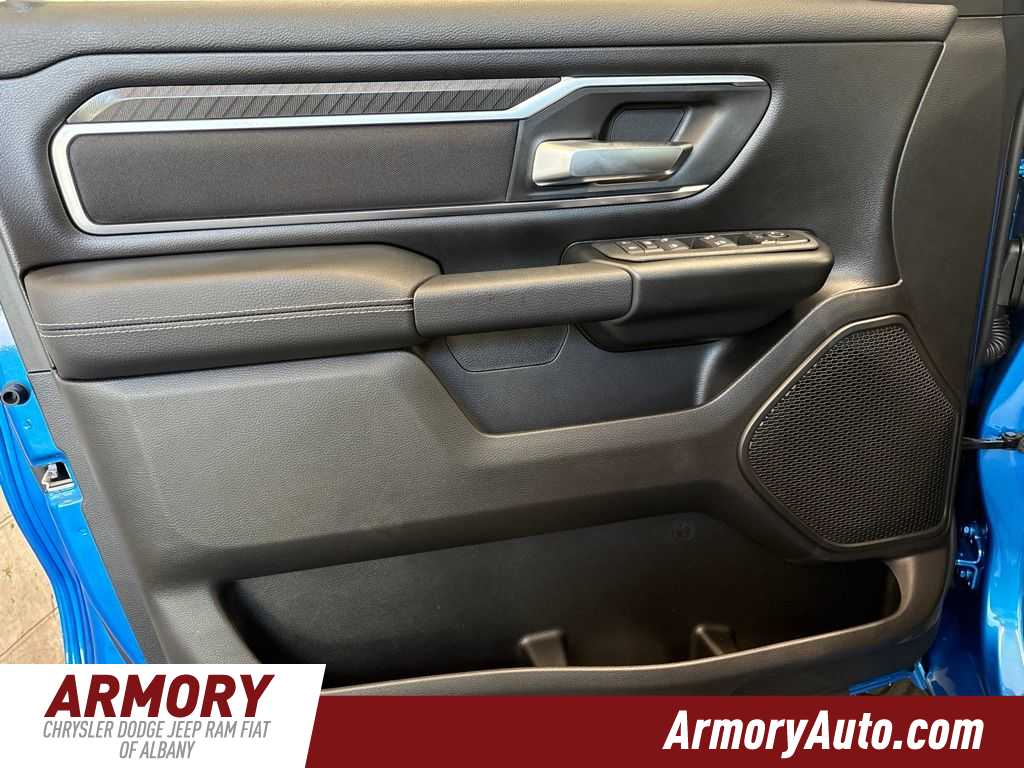 Thumbnail: 2026 RAM 1500 - 7