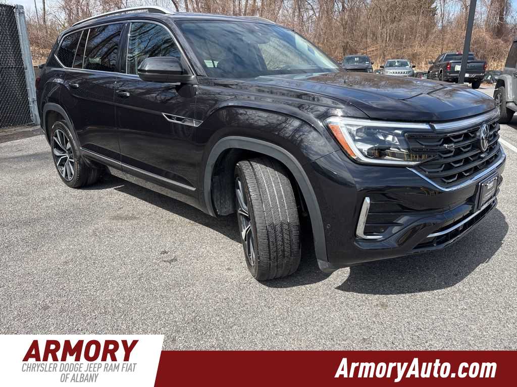 Thumbnail: 2024 Volkswagen Atlas - 3