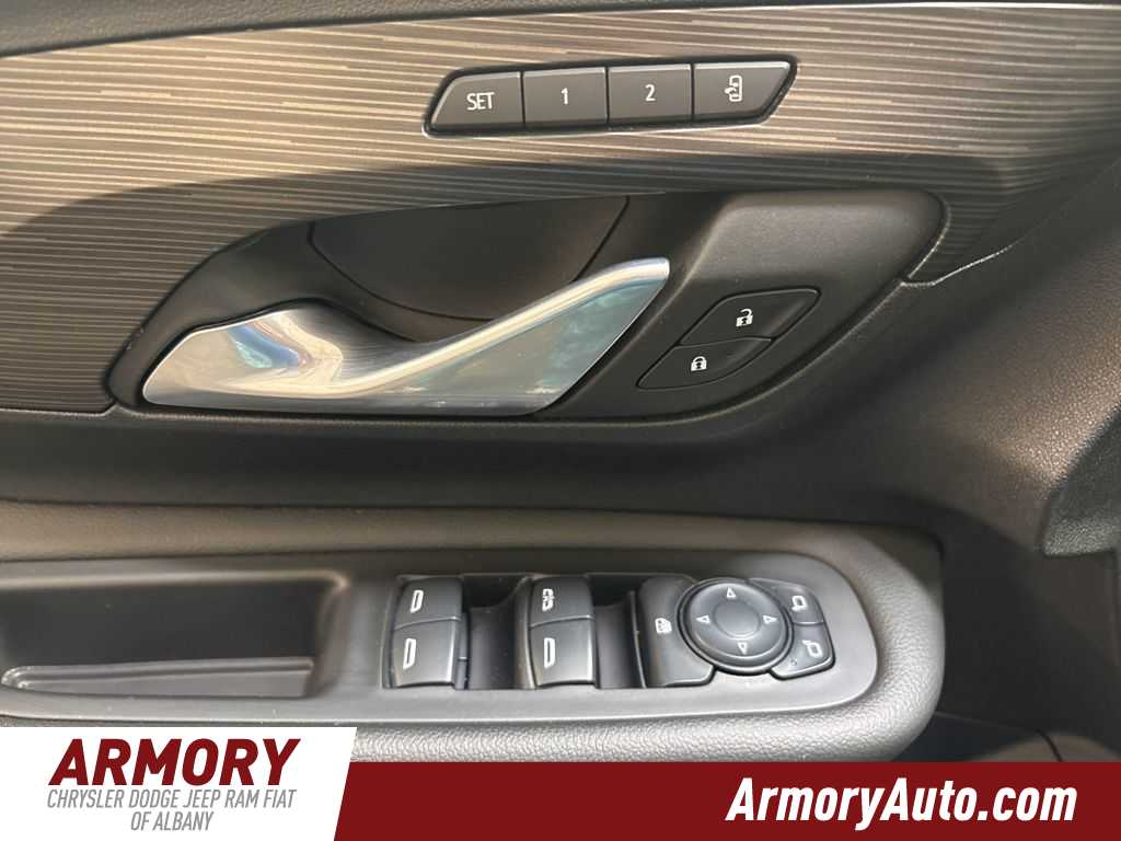 Thumbnail: 2024 GMC Terrain - 8