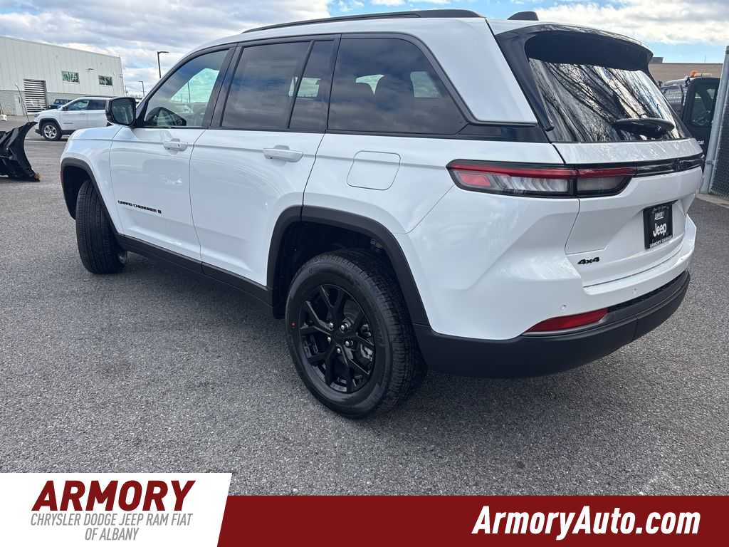 Thumbnail: 2026 Jeep Grand Cherokee - 6