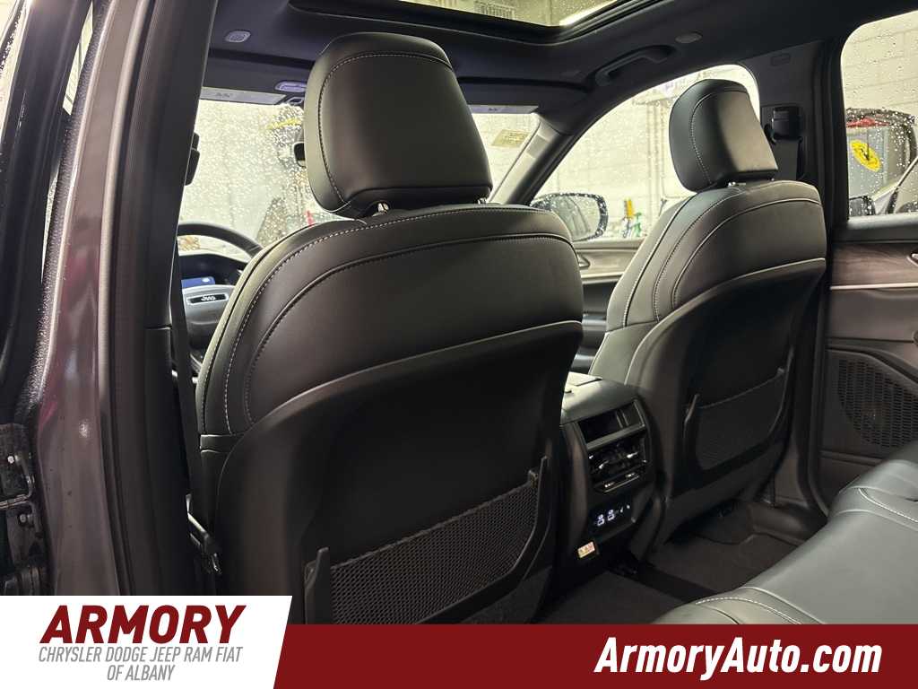 Thumbnail: 2025 Jeep Grand Cherokee - 27