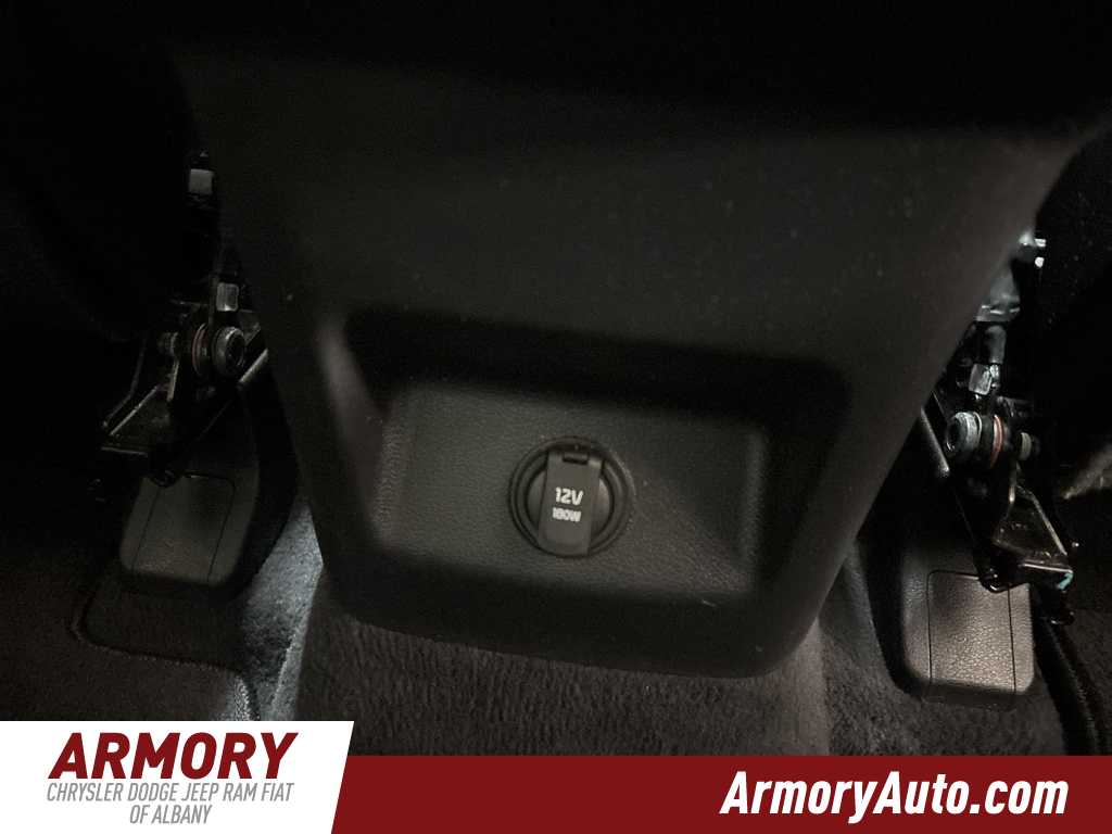 Thumbnail: 2023 Kia Telluride - 39