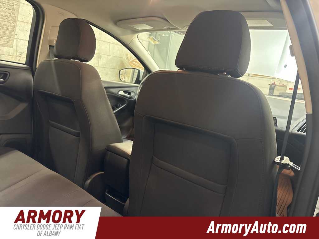 Thumbnail: 2017 Ford Focus - 31