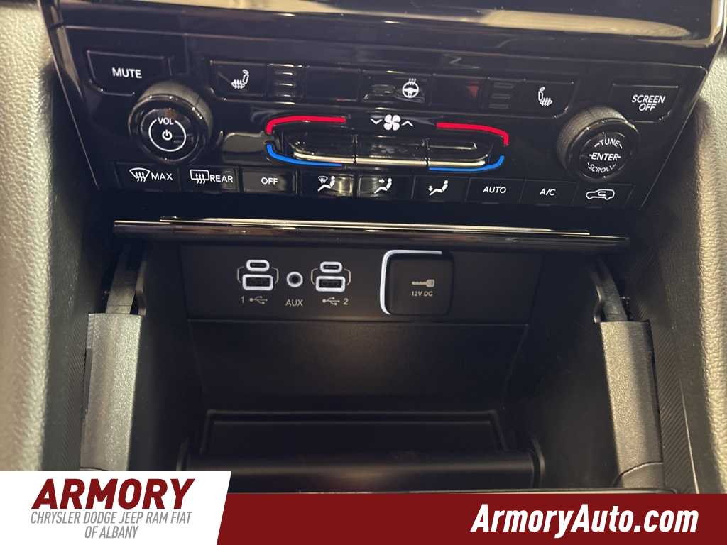 Thumbnail: 2025 Jeep Grand Cherokee - 20