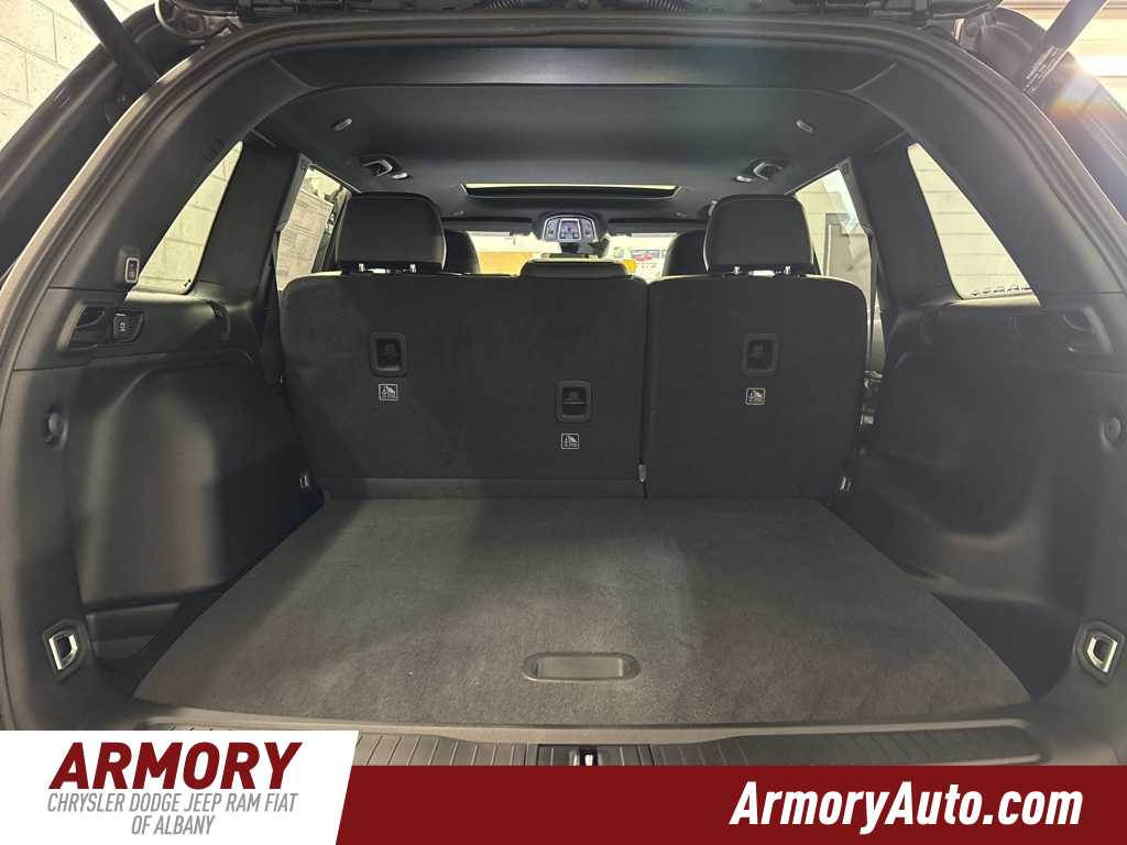 Thumbnail: 2026 Jeep Grand Cherokee - 25