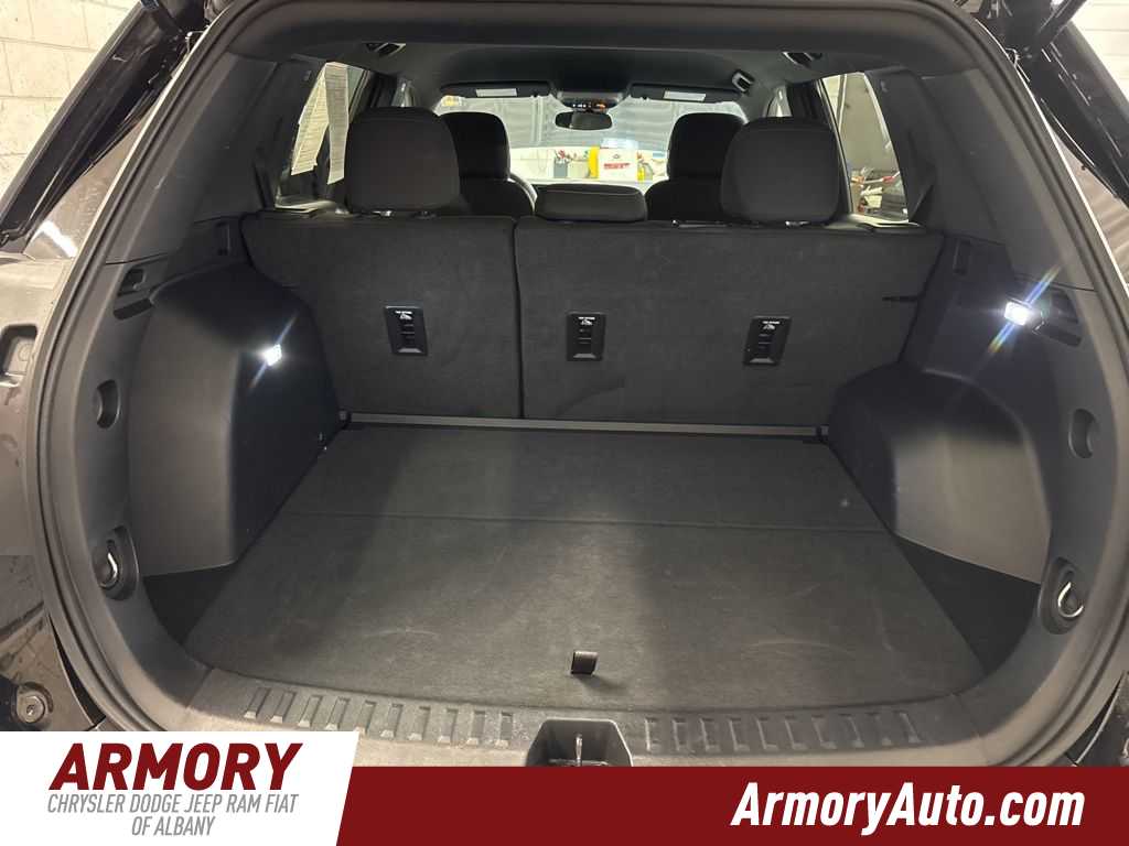 Thumbnail: 2026 GMC Terrain - 27