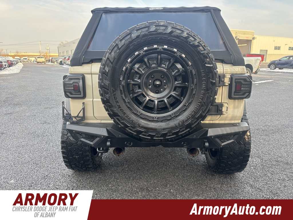 Thumbnail: 2022 Jeep Wrangler - 5