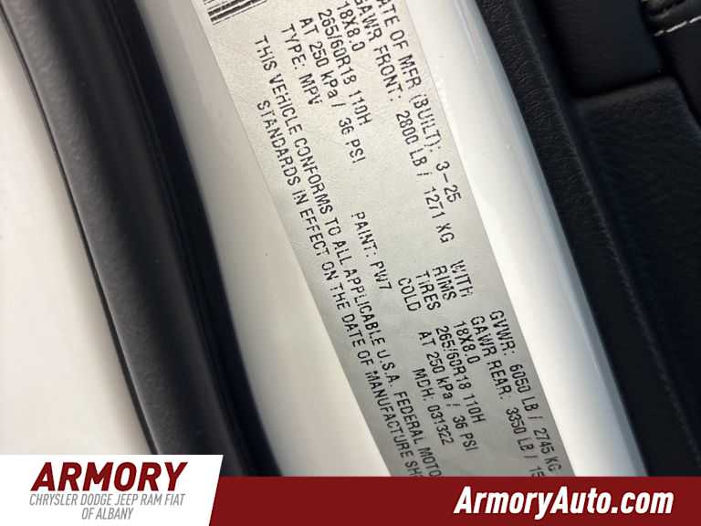 Thumbnail: 2025 Jeep Grand Cherokee - 46