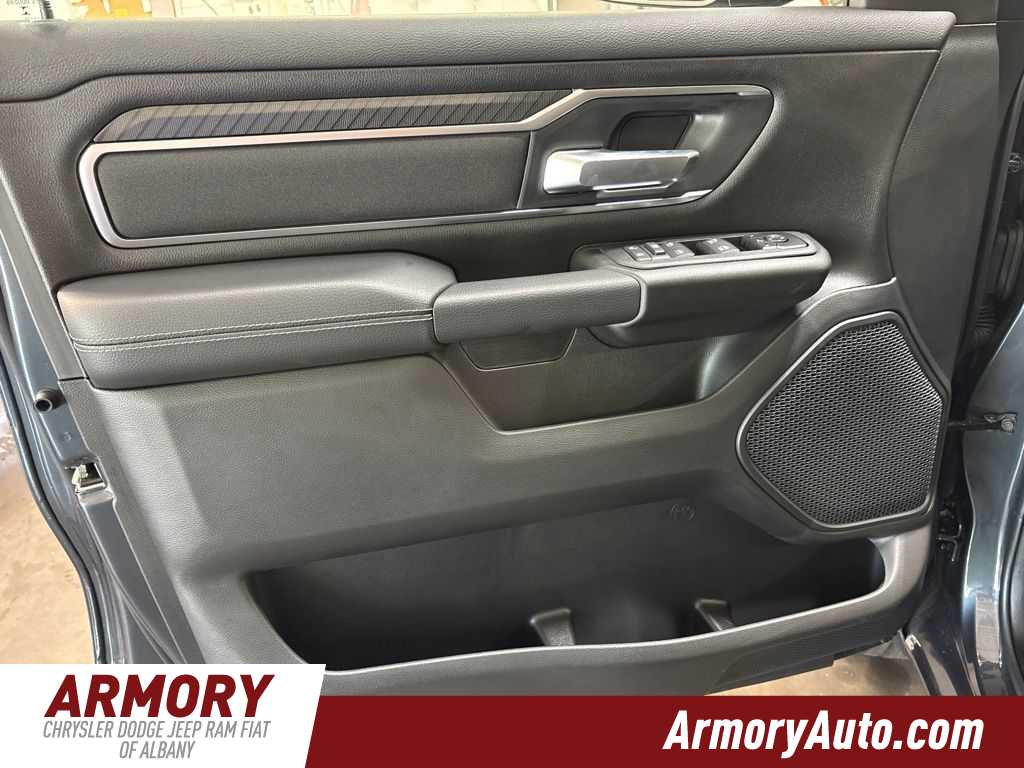 Thumbnail: 2026 RAM 1500 - 7