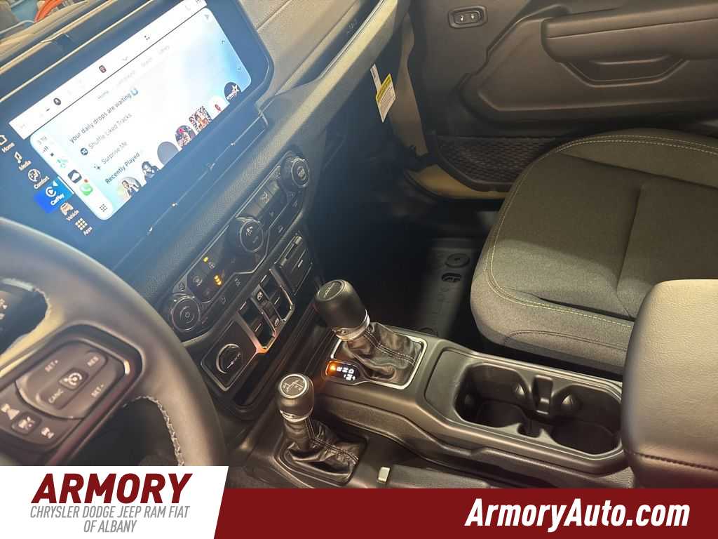 Thumbnail: 2026 Jeep Gladiator - 15