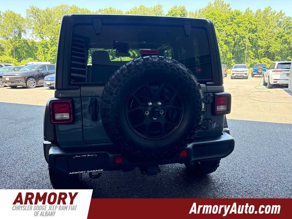 Thumbnail: 2025 Jeep Wrangler - 5