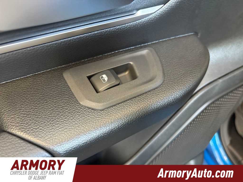 Thumbnail: 2026 RAM 1500 - 26