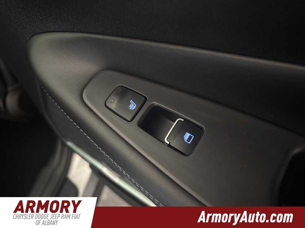 Thumbnail: 2023 Hyundai Santa Fe - 33