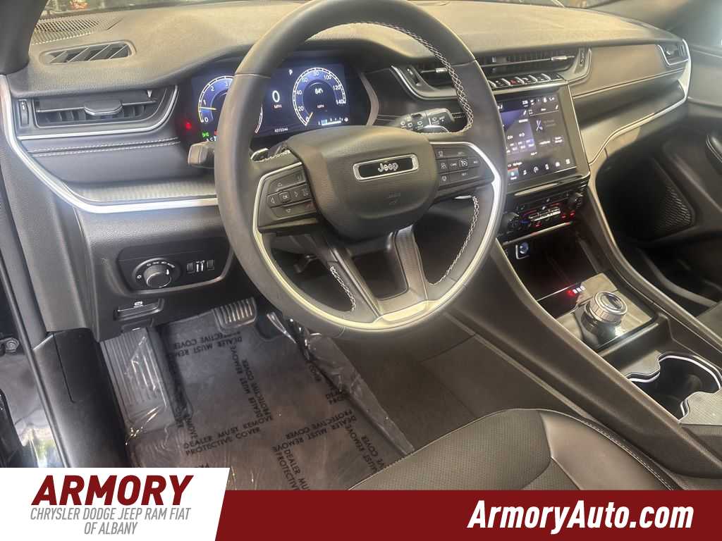 Thumbnail: 2023 Jeep Grand Cherokee - 8