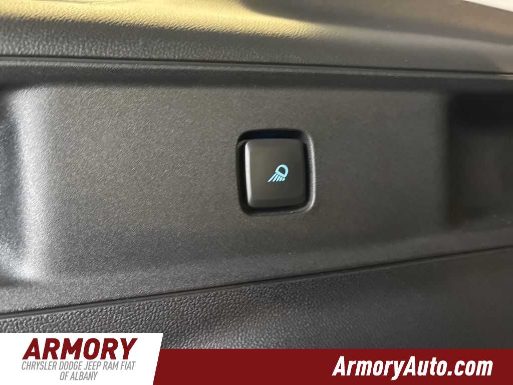 Thumbnail: 2025 Ford Bronco Sport - 27