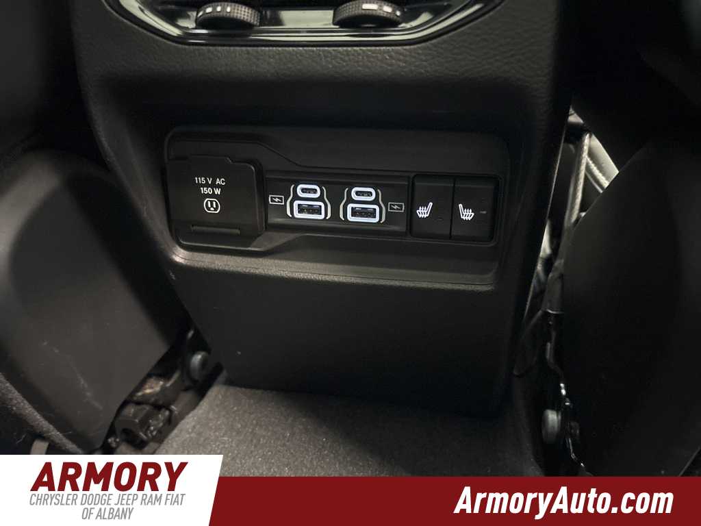 Thumbnail: 2023 Jeep Grand Cherokee - 42