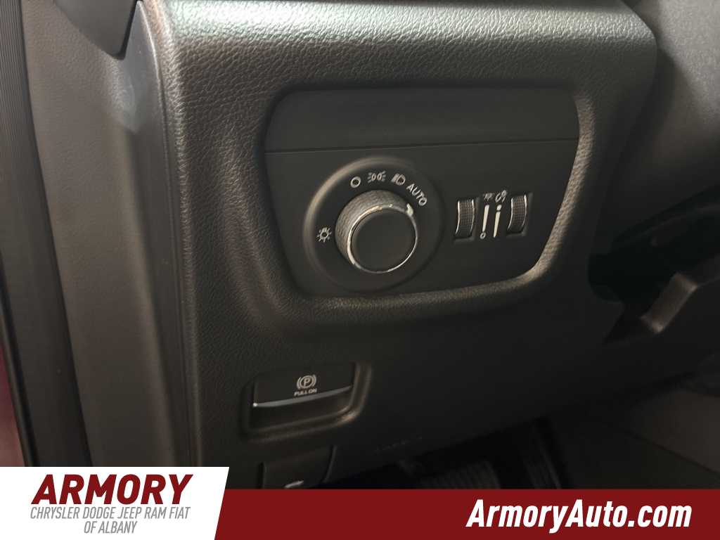 Thumbnail: 2025 Jeep Grand Cherokee - 11