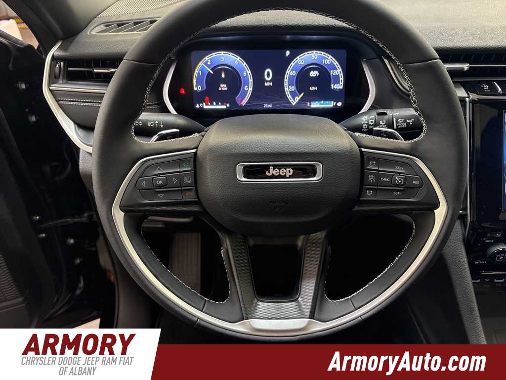 Thumbnail: 2025 Jeep Grand Cherokee - 13